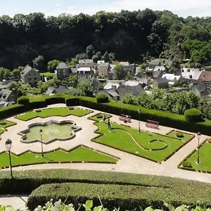 Avec Vue , Fougeres France